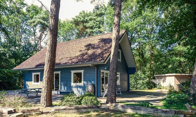 Norg House | Alluring Holiday Home in Norg with Sauna, Terrace, Garden