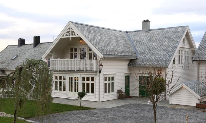 Giske Apartment | Alnes Gård