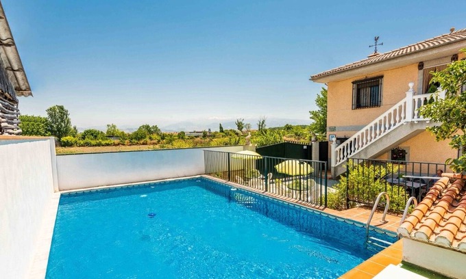 Pinos Puente Villa | Alojamiento Rural Torre Hueca Pinos Puente by Ruralidays