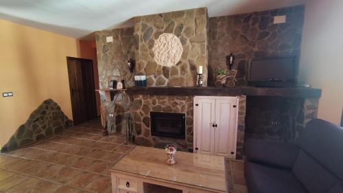 Fuentes de Leon House | Alojamientos Rurales Los Molinos