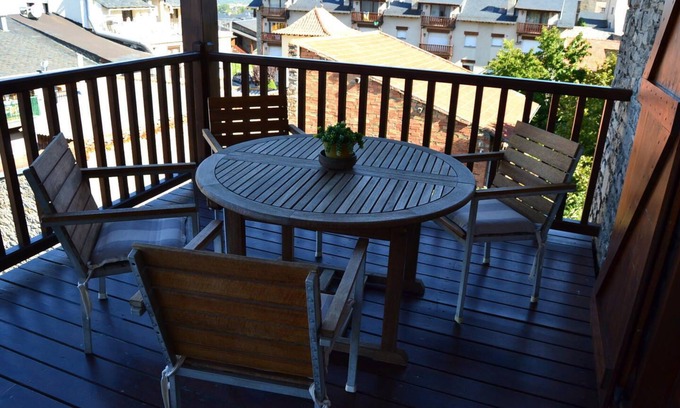 Alp Apartment | ALP IV - 8 PAX - Four Bedroom Apartment, Sleeps 8