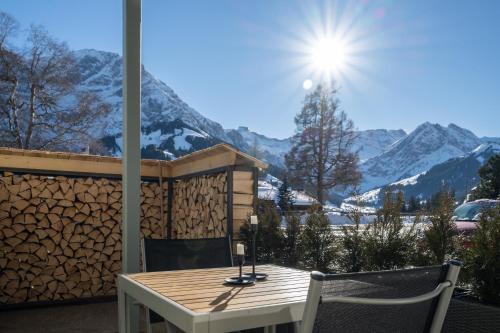 Adelboden Apartment | Alpen Bijou mit Bergkulisse & Liebe zum Detail