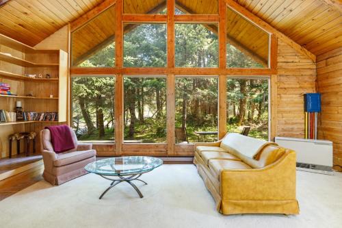 Alyeska House | Alpine Meadows Log Cabin