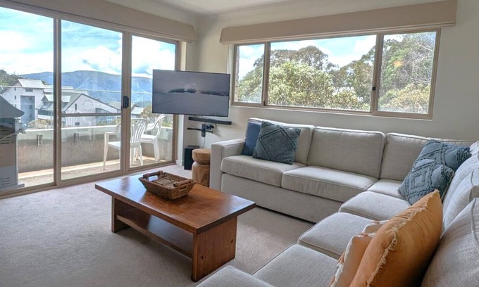 Falls Creek Apartment | Alpine View Apartments