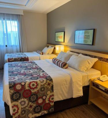 Setor Hoteleiro Norte Hotel | Alto Padrão - Cama Queen e Viuvão no Hotel Let's Idea