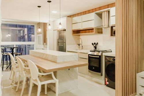 Tabuleiro dos Oliveiras Apartment | Alto Padrão em Itapema, 8min a pé até o Mar FN8750