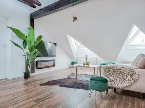 Braunschweig City Center Apartment | Altstadtflair in der Fußgängerzone mit Parkplatz und Home Office