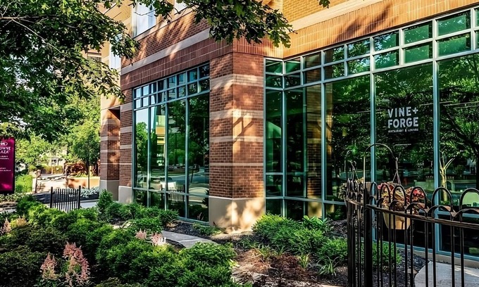 Downtown Columbus Resort | Always a Great Idea To Unwind! Close to Columbus Museum of Art, Pet-Friendly!