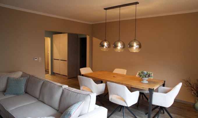 Hage Apartment | Am Denkmal - "Relax in our luxurious vacation apartment at the monument!"