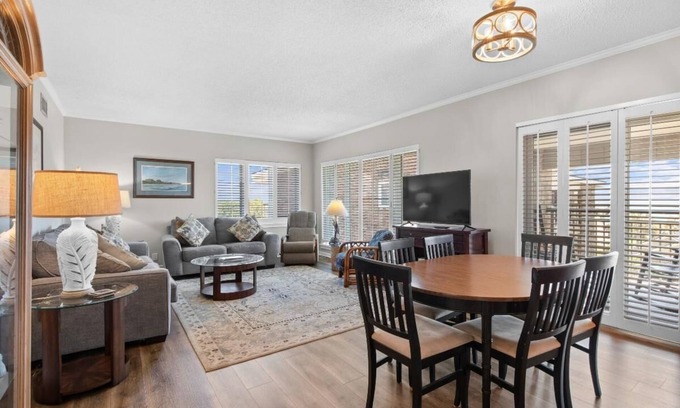 Georgetown County Condo | Amazing 2 Bdrm Oceanview 4th Flr