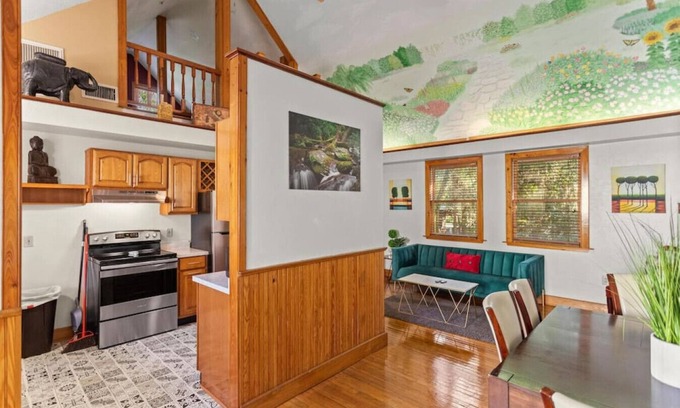 Gainesville Apartment | Amazing 2br 2ba with Loft C