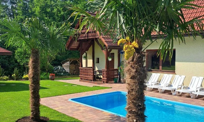 Brzeznica House | Amazing 3-bedroom house on the meadow