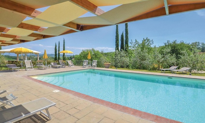 Bucine Apartment | Amazing apartment in Bucine (AR)