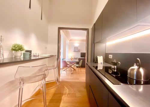 Genoa Historical Centre Apartment | Amazing Apt San Lorenzo 19, Rolli palace UNESCO - Overlooking the Cathedral FREE PRIVATE PARKING