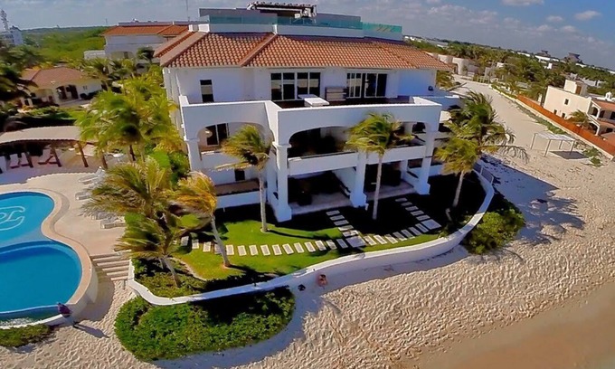 Villa Juarez Condo | Amazing beachfront penthouse!