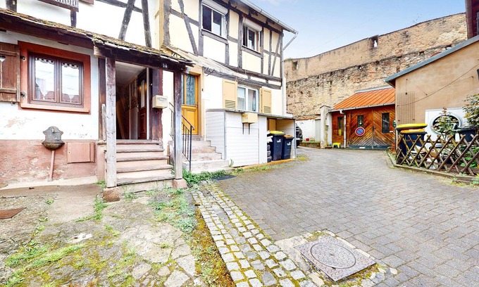 Bouxwiller House | Amazing home in Bouxwiller with WiFi