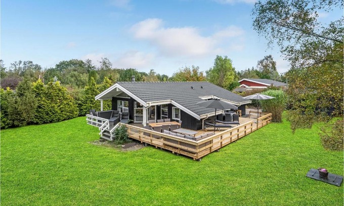 Grenaa House | Amazing Home In Grenaa With Sauna