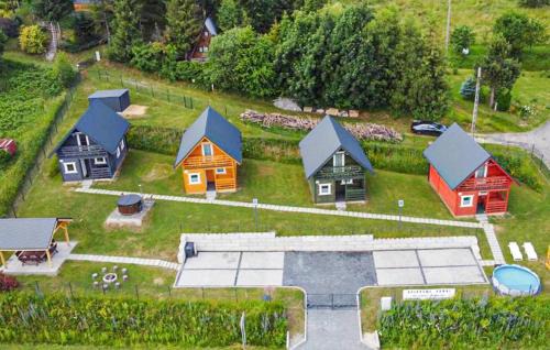 Milowka House | Amazing Home In Laliki