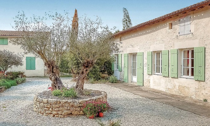 Rioux House | Amazing home in Rioux