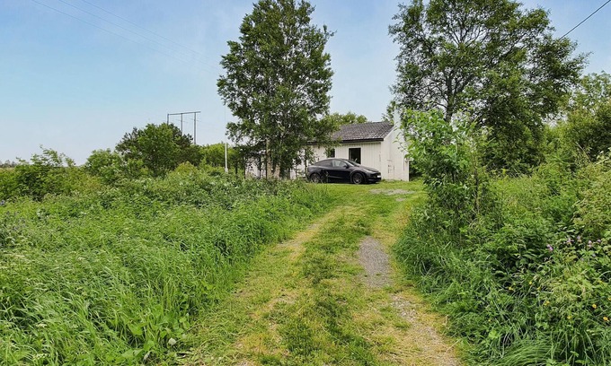 Dun House | Amazing home in Rørvik with WiFi