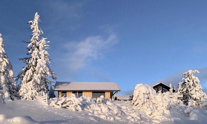 Sjusjoen House | Amazing home in Sjusjøen with kitchen