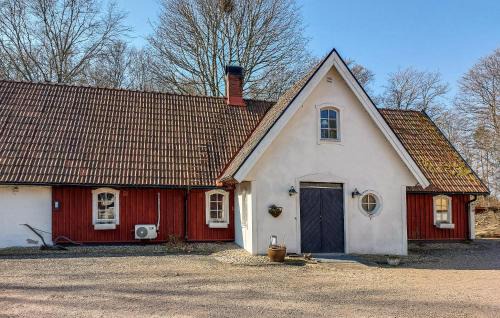 Vittsjo House | Amazing Home In Ubbalt With Sauna