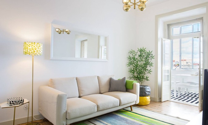 Alfama Apartment | Amazing Lisboa! Views & Style in Historical Graça