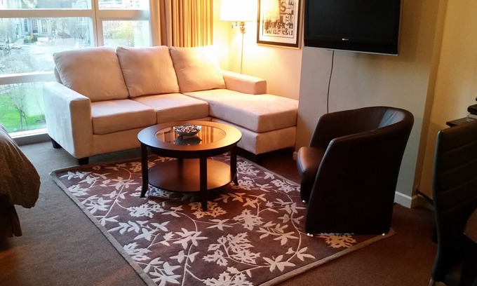 Downtown Vancouver Apartment | Amazing view from the heart of Vancouver Downtown