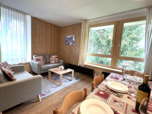 Marilleva 900 Apartment | Amba Chalet Famiglia Cima - Trilocale 6 posti letto