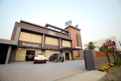 Irinjalakuda Hotel | Ambal Regency