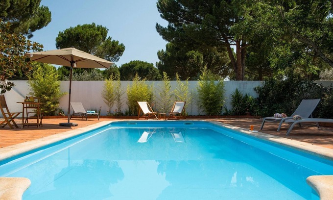 Abrantes Villa | Amendoeiras House - Holiday Home with Private Pool - Sustainable Tourism.