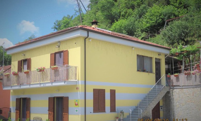 Vezzano Ligure Bed & Breakfast | AMICI Holiday B&B di Bielak Aneta Izabela