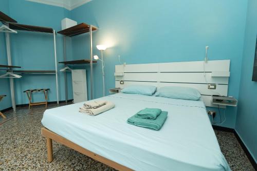 San Fruttuoso Apartment | Ampio appartamento - Centrale