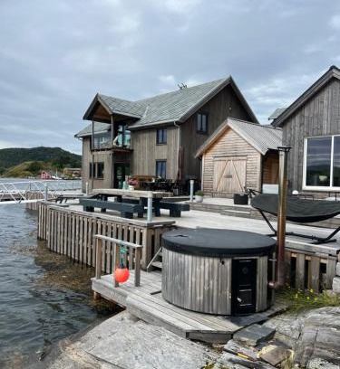 Kristiansund House | Amundøya Boathouse