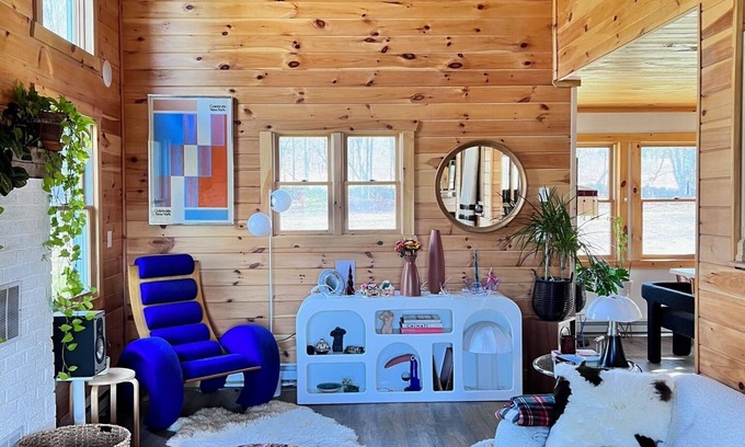 Starlight Cabin | An Eclectic Private Cabin on Ten Wooded Acres