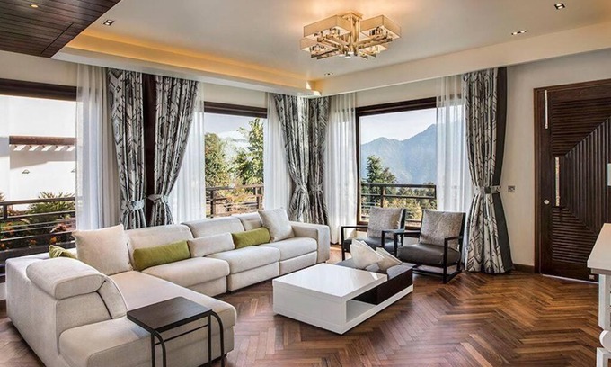 Haridwar Villa | An extravagant Pushp villa overlooking the Ganges