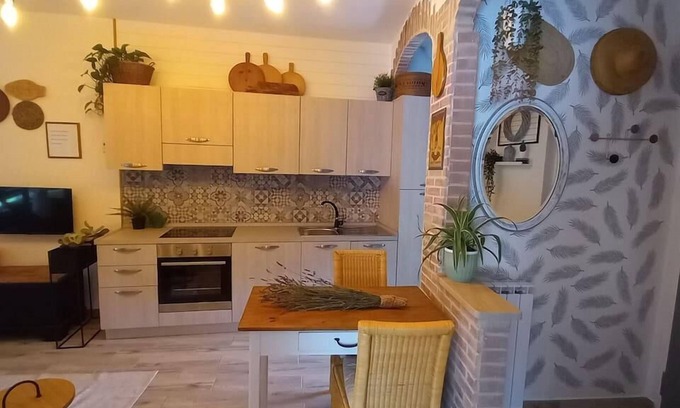Porto Ceresio House | An Oasi for traveller close to the lake and Lugano