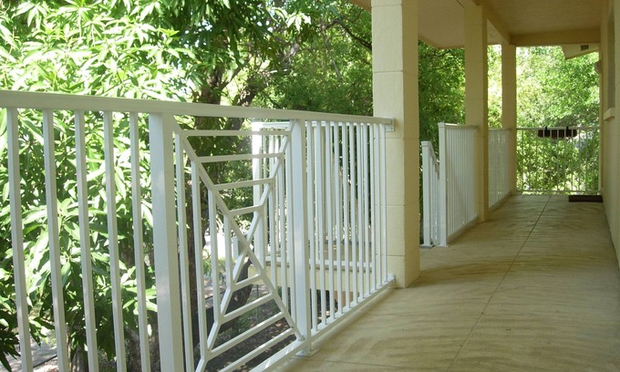 Historic Uptown Apartment | An Uptown Downtown Getaway