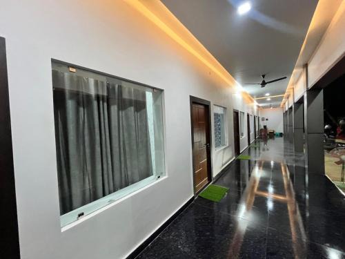 Misrikh Hotel | Ananya Hotel and Restaurant Naimisharanya