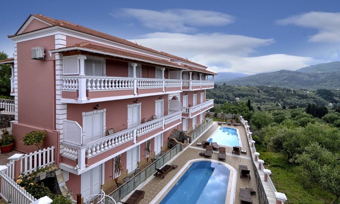 Agios Georgios Pagon House | Angela Pool Maisonette Agios Georgios