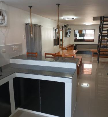 General Luna Apartment | Angelito's Beach House 4 bedroom