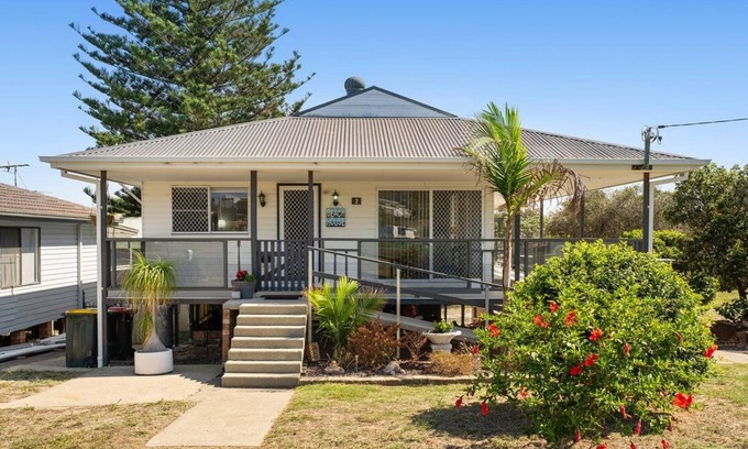 Anna Bay House | Anna Bay Beachside Getaway