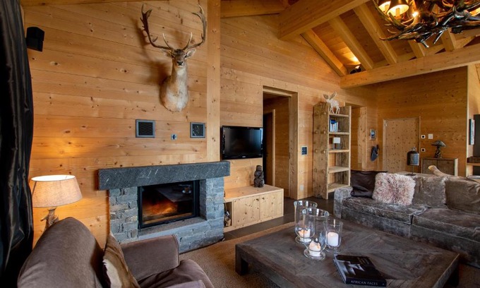 Riederalp Apartment | ANNA ISABELLE PENTHOUSE