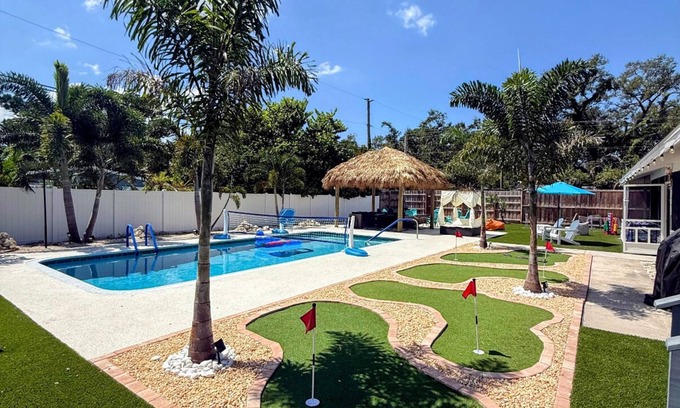 Bradenton House | Anna Maria Island 🏝2KingSuites🛌Sleeps18💤Pickleball-hottub-Games🎮FirePit🔥PingPong