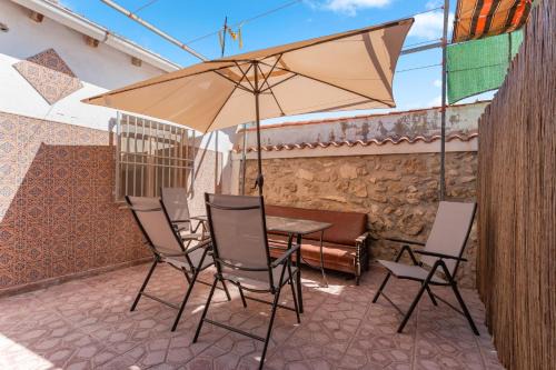 Guardamar del Segura House | Antique Spanish Villa With A Patio