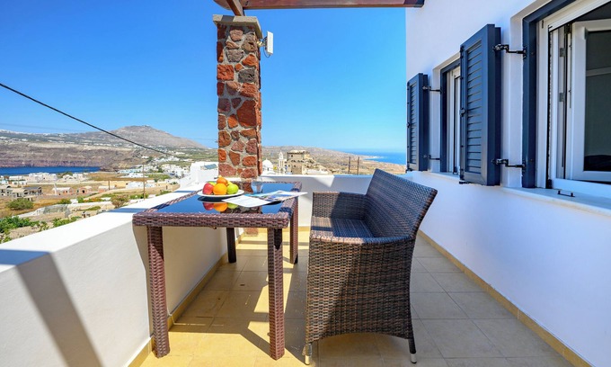 Akrotiri Hotel | Anya Suites Santorini