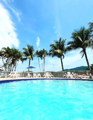 Itacuruca Apartment | Apê 2 Qtos Beira Mar Piscina e Marina