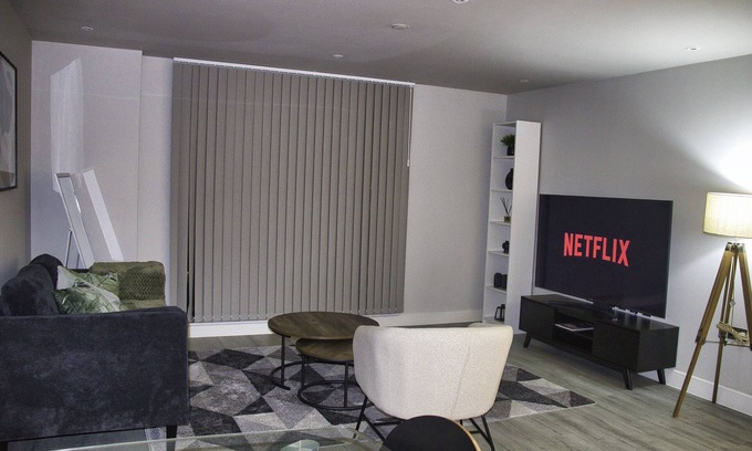 The Westside Apartment | AP - Luxury 2Bed Apt On BroadSt