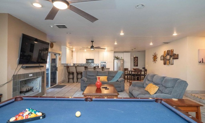 Moovalya Keys House | Apache Fyre, Canal Front Dock, Moovlaya Keys