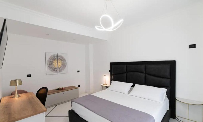 Chiaia Hotel | Apart Hotel Suite Italy Naples Chiaia Mergellina